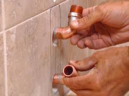 In this video jeff shows one of the ways you can install plastic tubing while still coming from a copper source. How To Install A New Showerhead How Tos Diy