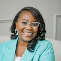 Stella Herring's Instagram, Twitter & Facebook