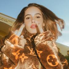 Stream Gustavo Mora music