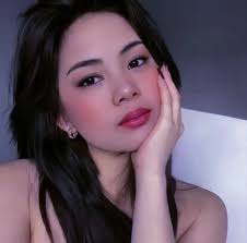 Yes, patience is a virtue. Hindi lahat makukuha agad agad. Mahirap man sa  umpisa, it doesn't mean na puro hirap at sakit na lang. Darating din yung  oras na magiging okay ka