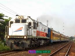 Sekarang kamu bisa menikmati layanan ka eksekutif pada ka via toursbyrail.com. Harga Tiket Ka Tegal Ekspres September 2019 Seputar Kereta Api