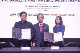 Nstnation warisan president datuk seri mohd shafieapdal apologised to every security forces personnel, their families and malaysians as a whole for a. Motac On Twitter Malaysia Tourism City Project In Kuala Linggi Melaka Welcomes The Initiative By The Meridian Group For Development Project The World S First Hasbro Water Theme Park Yb Datuk Mohamaddin Ketapi