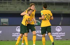 Harry james souttar (born 22 october 1998) is a professional footballer who plays as a defender for efl championship club stoke city and the australia national team. Ryvk0o1ndbrzam