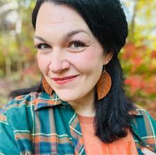 Are there general contractors near the VA/NC border for a large renovation  project?