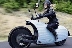 カタツムリみたいな電動バイク johammer j1 航続距離は電動バイク初の200キロ超え えん乗り バイクのデザイン 電動バイク バイク