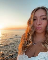 Barbara Lena's Instagram, Twitter & Facebook