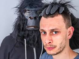 105 Drive with Julian Clover: Richard Gadd