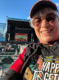 A hearty welcome to the Buzzard's Nest !!our new members: Jim Hardee, Lee  Ann, Ruth-Anne Parmerlee, Timothy Bereman, Rodger Dale Lawless, Tony Brown,  Michael Clapp, Linda Waggoner Seber, Steve Van Fossan, Gary