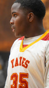 showtime.e5 with 30p and 11r in a district win over Bellaire. That's back  to back 30+ points games to start district play. One of the hottest 2028s  in the state.