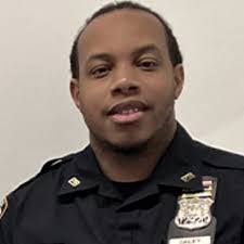 Darren Dailey's Instagram, Twitter & Facebook