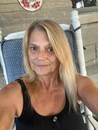 Introduction of new member in old hippie group