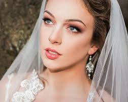 Custom Fingertip Length Veil #109, Short Veil ,wedding Veil, Fingertip Veil  With Lace Trim,one Layer Fingertip Veil ,floral Lace Wedding Vei