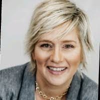 Tanya Helm's Instagram, Twitter & Facebook