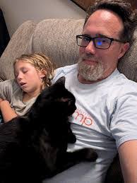 Michael Nida's Instagram, Twitter & Facebook