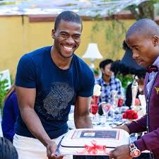 Newzroom afrika's senior politics reporter ziyanda ngcobo spoke exclusively to senzo meyiwa's mother about her son's murder. Senzo Meyiwa Biography Murder Case Career Girlfriend Tombstone And Alleged Killers