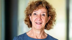 Von G 8 zu G 9: Weißer Jahrgang lernt an Mülheimer Gymnasium