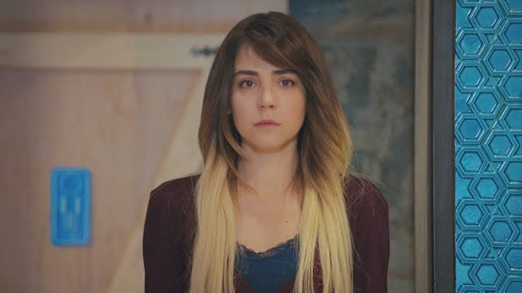 La forza di una donna Anticipazioni 5 novembre 2025: Ceyda è tormentata dal  senso di colpa...