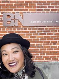 Beth Justus's Instagram, Twitter & Facebook