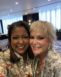 Lori Stokes (@loristokestv) • Instagram photos and videos