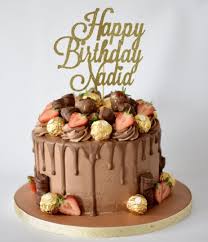 Chocolate Drip Cake With Fresh Strawberries Kinder Bueno And Ferrero Rocher Drip Cakes Chocolate Drip Cake Birthday Cake Chocolate