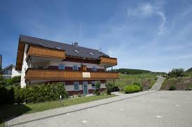 Popular lodges in willingen include das orange schaf, haus quentin, and hotel pension engelbracht. Schone Ferienwohnungen In Willingen Top Lage Mit Sauna