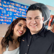 🎉🎂 ¡Feliz cumpleaños, Ab. Jimmy Reyes! 🎂🎉 Tu dedicación y esfuerzo son  dignos de admiración. 🙌✨ Que este nuevo año esté lleno de éxitos, salud y  muchas alegrías. 🎈🎉 ¡Feliz cumpleaños! 🎂