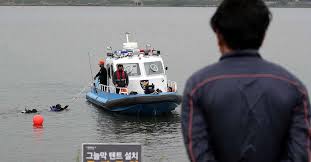 친구 a씨는 홀로 귀가했고, 오전 4시 30분쯤 a씨가 혼자 반포나들목(토끼굴)을 지나는 모습이 방범카메라(cctv)에 찍혔다. Dxbpmvd7zrrxym