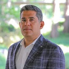 Vasu Raja's Instagram, Twitter & Facebook