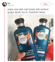 Cara merawat rambut gugur dan kelemumur. Lebih 16 Ribu Retweet Gadis Ini Kongsi Produk Yang Setelkan Masalah Rambut Gugur Hampir Nak Botak Hijabista