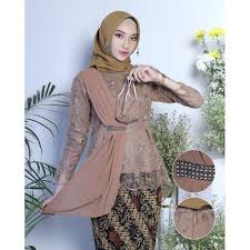 Bagi manusia,baju gamis terbaru tidak hanya mempunyai nilai fungsional untuk melindungi tubuh dari cuaca dingin dan panas atau ancaman binatang buas. Kebaya Wisuda Harga Terbaik Agustus 2021 Shopee Indonesia