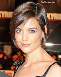 25 Katie Holmes Short Hair Bobhaircuts Wavy Bob Hairstyles Katie Holmes Hair Bob Hairstyles