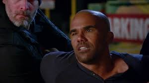 Man morgan is a fictional character on the cbs crime drama criminal minds, portrayed by emmy award winner shemar moore.morgan specializes in fixations and obsessive behaviors. Criminal Minds Season 11 Episode 16 Spoilers Bau Scrambles To Search For The Kidnapped Derek Agent Finds Comfort And Strength From An Unusual Source