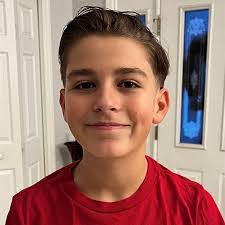 Ian Espinoza's Instagram, Twitter & Facebook