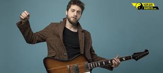 He became known in turkey with the release of his song ay tenli kadın. Ufuk Beydemir Kimdir Hayati Muzik Kariyeri Yorum Guncel
