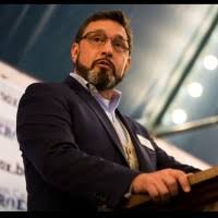 500+ "Rosamond" profiles