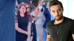 Hande erçel'in yeni sevgilisi olduğu iddia edilen mehmet dinçerler, ekin mert daymaz'ın da yakın arkadaşı. Eski Sevgilisi Murat Dalkilic Ile Goruntulenen Hande Ercel Den Kafa Karistiran Cikis Gercek Gundem