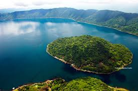 turismo en el salvador : Lago de Coatepeque