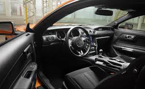 Autouncle is dein unabhängiger berater für die besten auto deals. 2021 Ford Mustang Body Style And Interior Space Specs