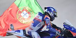Watch motogp, moto2 and moto3 qualification and race streams on your pc, tablet or phone. Motogp Portimao 2021 Tv Ubertragung Zeitplan Livestream