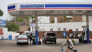 Gasoline prices in the us are now at their lowest level in four years with an average price of $3.04 per gallon at fuel… good news for road trip fans. Marathon Petroleum To Sell Its Gas Stations To Owner Of 7 Eleven In 21 Billion Deal Marketwatch
