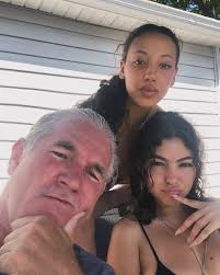 New @michisoza video for “La Magia” directed by @tonykimstudios and  Cinematographer @josephoverbey out now #newmusicfriday #newmusic  #latinmusic #michisoza 🩱 Styling: Valerie Duardo @valerieduardo 🎞️  Editor: Simon Wheeldon @skwheeldon 📹 AD/Swing ...