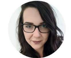 Emily Passmore's Instagram, Twitter & Facebook