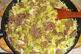 Spitzkohl Hackfleisch Pfanne Von Pechmarie82 Chefkoch Rezept Spitzkohl Hackfleisch Spitzkohl Hackfleisch