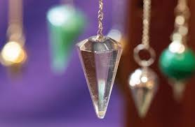 10 Steps To Use A Pendulum For Clear Yes Or No Answers From Spirit Spirit Pendulum Divine Timing