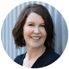 Anne Lawlor's Instagram, Twitter & Facebook