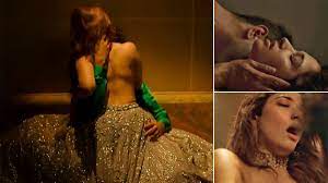 Tamannaah Bhatia in Jee Karda: Actress' Hot, Bold Lovemaking Scenes Go  Viral; Fans Shocked by Her Dare-Bare Risqué Avatar | 📺 LatestLY