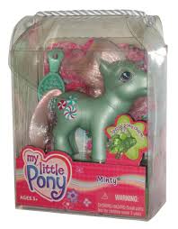Friendship is magic series products and pictures are absolute favorites of little girls. My Little Pony G3 Minty Hasbro Toy Figure W Special Charm Walmart Com Walmart Com