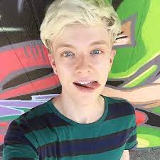 Drarry Instagram Eighth Year Blonde Guys Blonde Male Face Claim Blond Boy Aesthetic