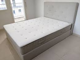 It's full of smart ideas, like under the bed storage and a chest of drawers that works as a bedside table, too. Boxspringbett Ikea Sultan Atloy 160x200 Kaufen Auf Ricardo