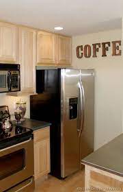 Traditional Light Wood Kitchen Cabinets 38 Kitchen Design Ideas Org Coffee Decor Kitchen Coffee Theme Kitchen Kitchen Decor